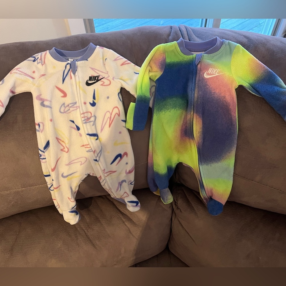 Nike Footed One-Piece Fleece Sleepers Bundle